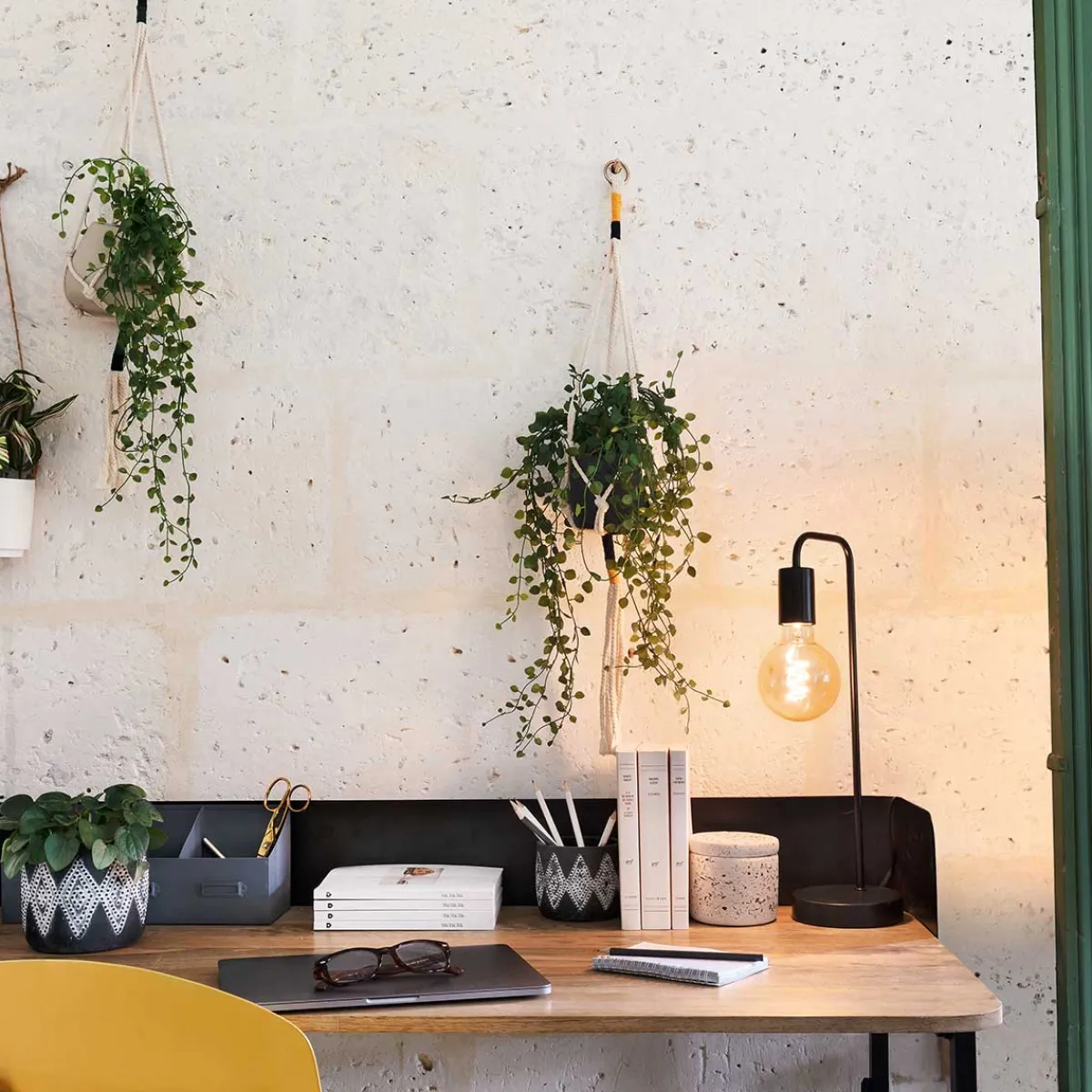 atmosphera Lámparas De Mesa>Lámpara De Mesa Keli Negra De Metal 45Cm