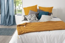 atmosphera Edredones Y Colchas>Pie De Cama Terciopelo Ocre 80x180Cm