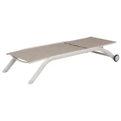 hespéride Tumbonas><noscript><img width=